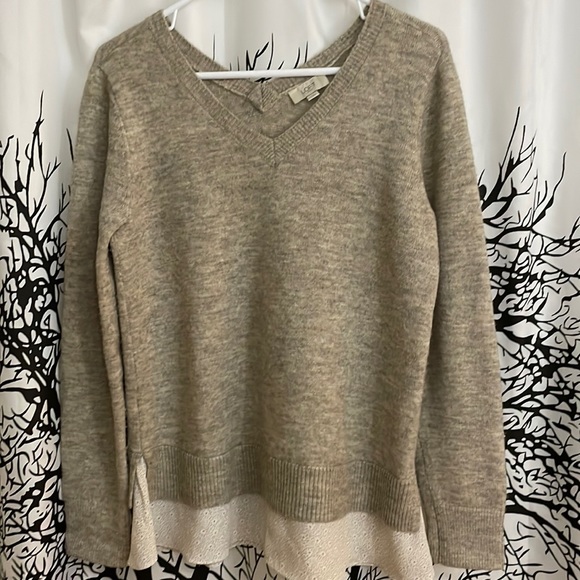 LOFT Sweaters - Loft women V neck Long Sleeve Soft Knit, layered look Sweater